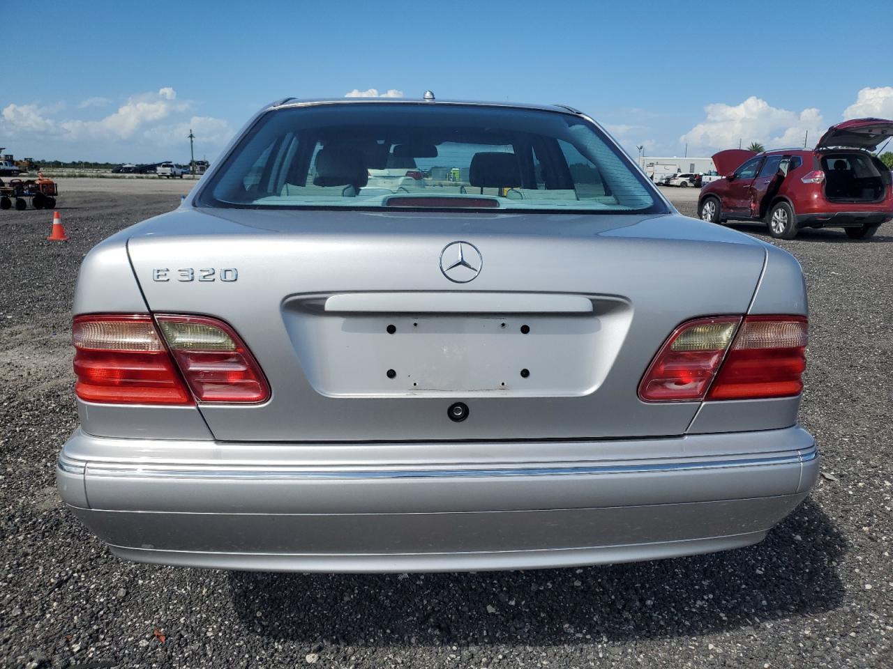 2002 Mercedes-Benz E 320 VIN: WDBJF65J22B494049 Lot: 81870065