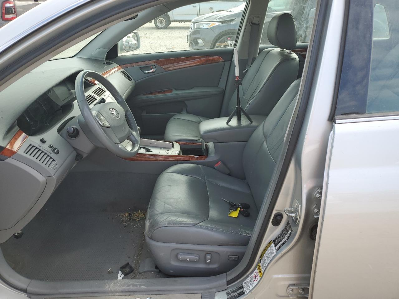 2005 Toyota Avalon Xl VIN: 4T1BK36B05U005515 Lot: 85305375