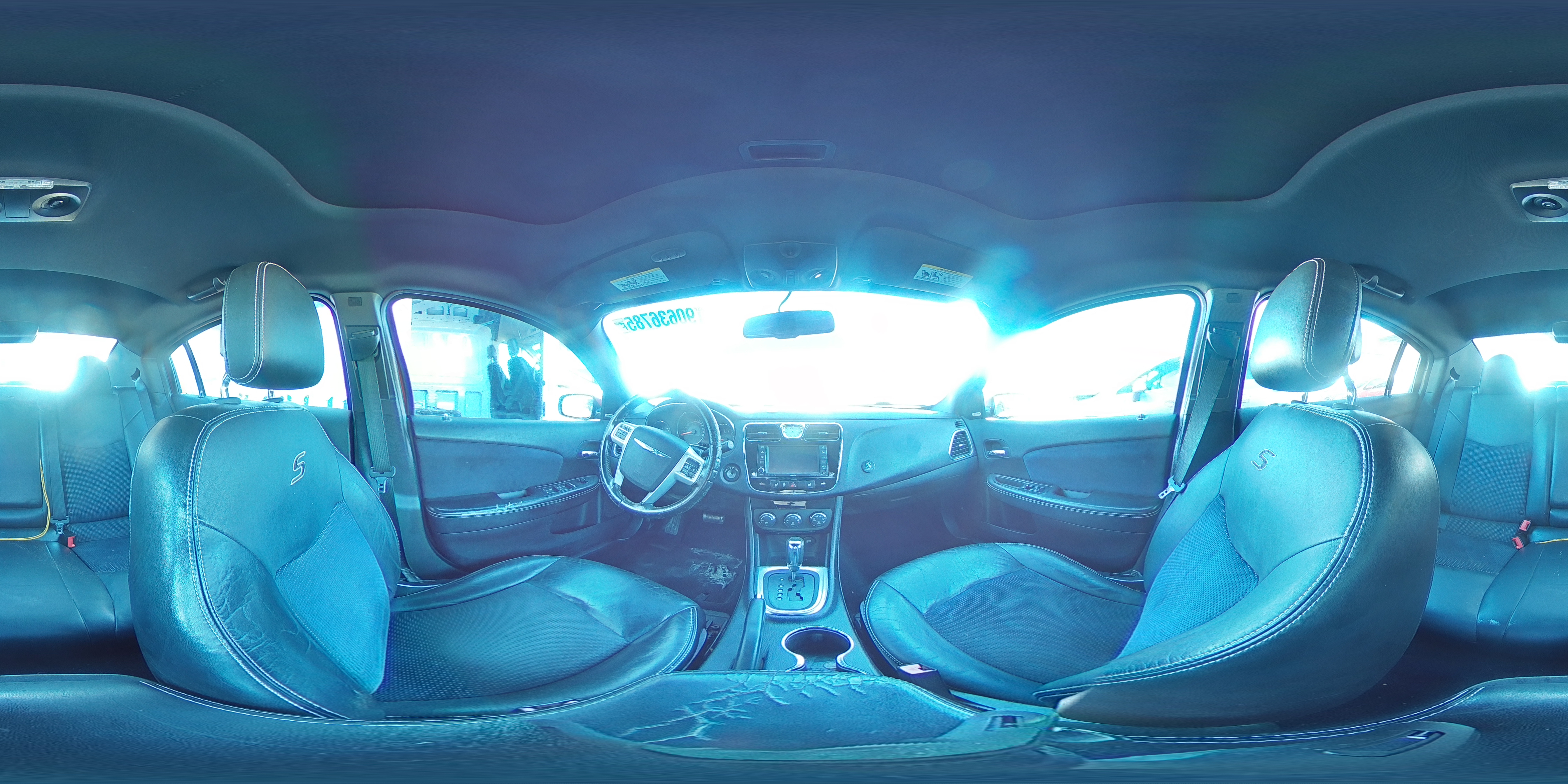 2013 Chrysler 200 Limited VIN: 1C3CCBCG2DN523784 Lot: 90636785