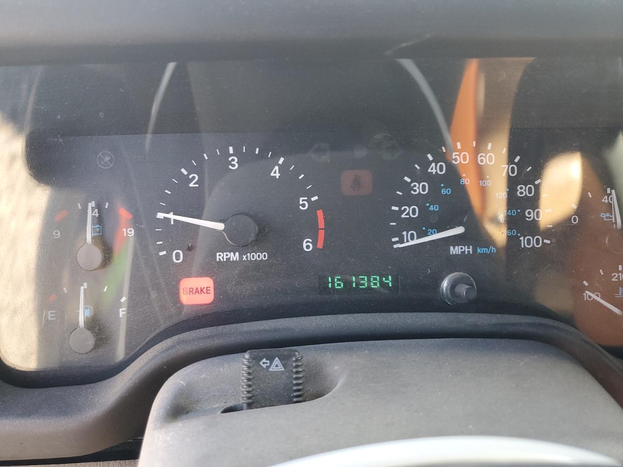 1998 Jeep Wrangler / Tj Sport VIN: 1J4FY19S4WP737970 Lot: 90540545