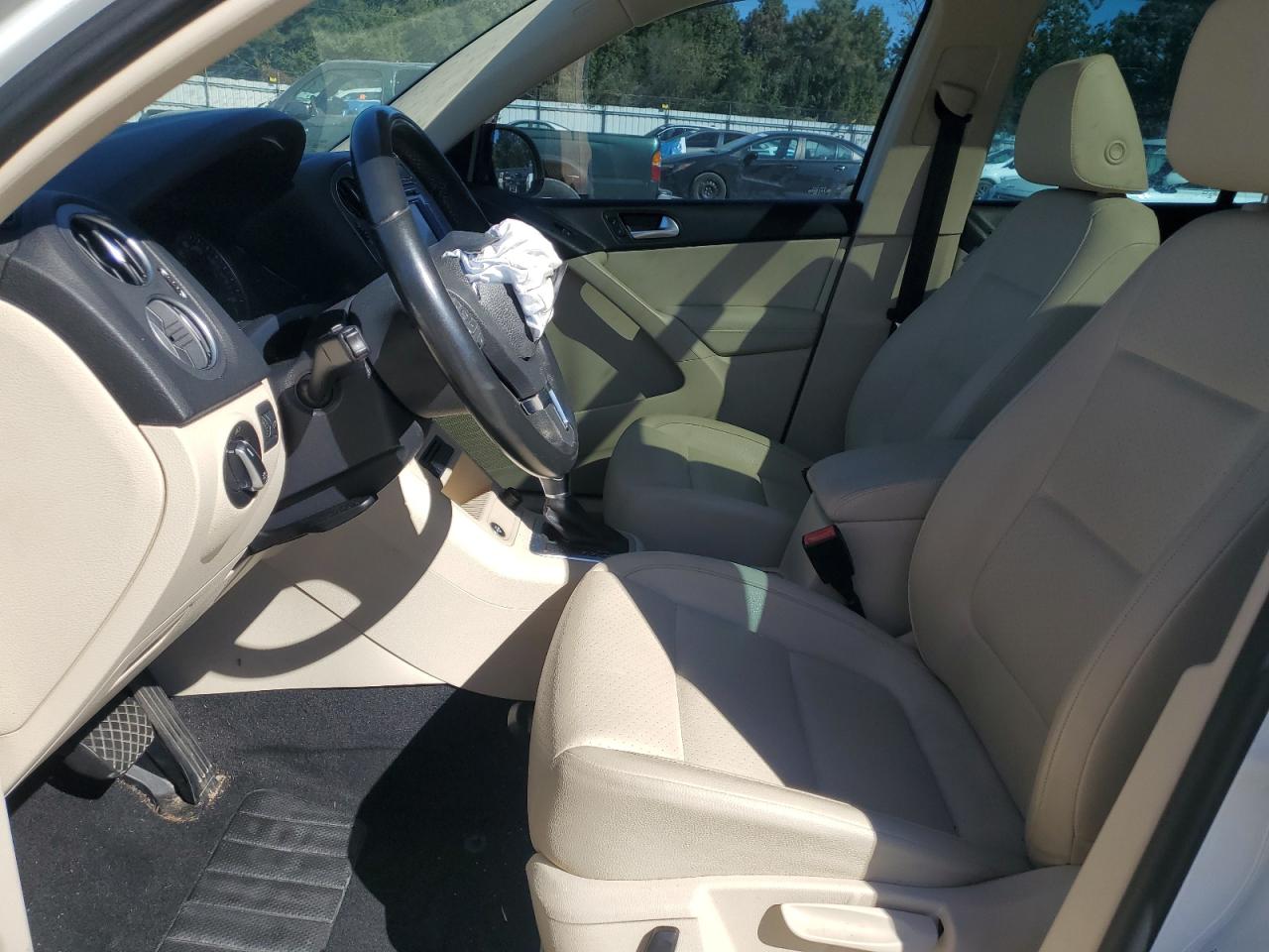 2015 Volkswagen Tiguan S VIN: WVGBV7AX7FW504996 Lot: 82286655