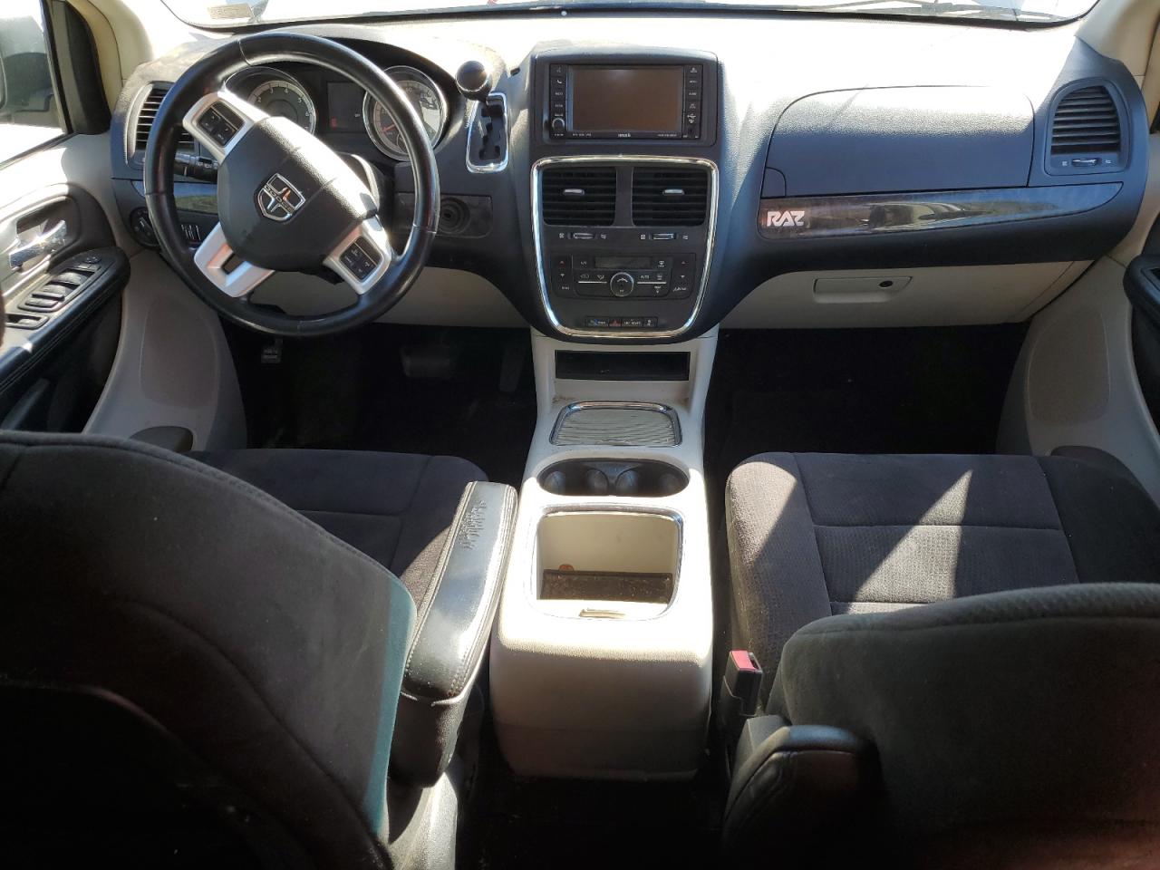 2011 Dodge Grand Caravan Crew VIN: 2D4RN5DG6BR749099 Lot: 86136585