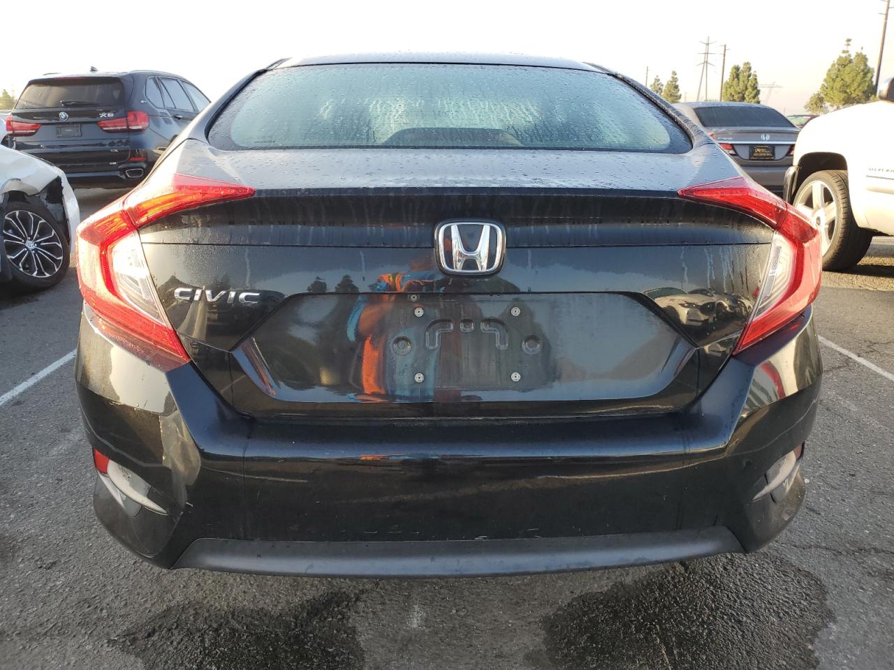 2018 Honda Civic Lx VIN: 2HGFC2F54JH558299 Lot: 85361025