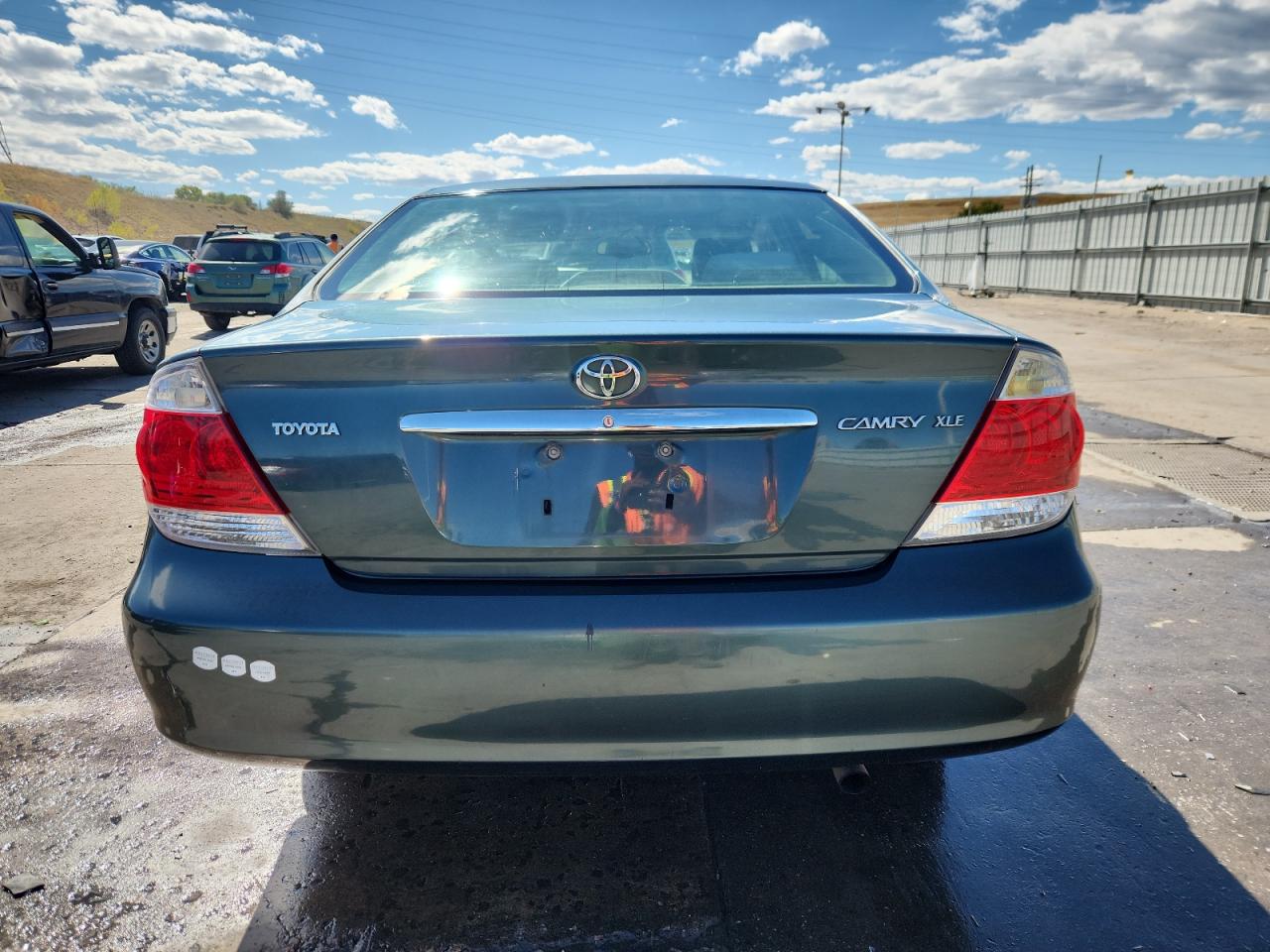 2005 Toyota Camry Le VIN: 4T1BE32K05U381807 Lot: 84812355