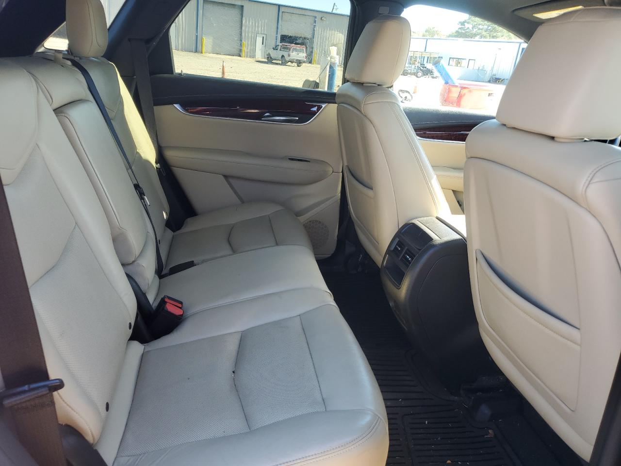 2017 Cadillac Xt5 Luxury VIN: 1GYKNDRS6HZ131022 Lot: 90738615