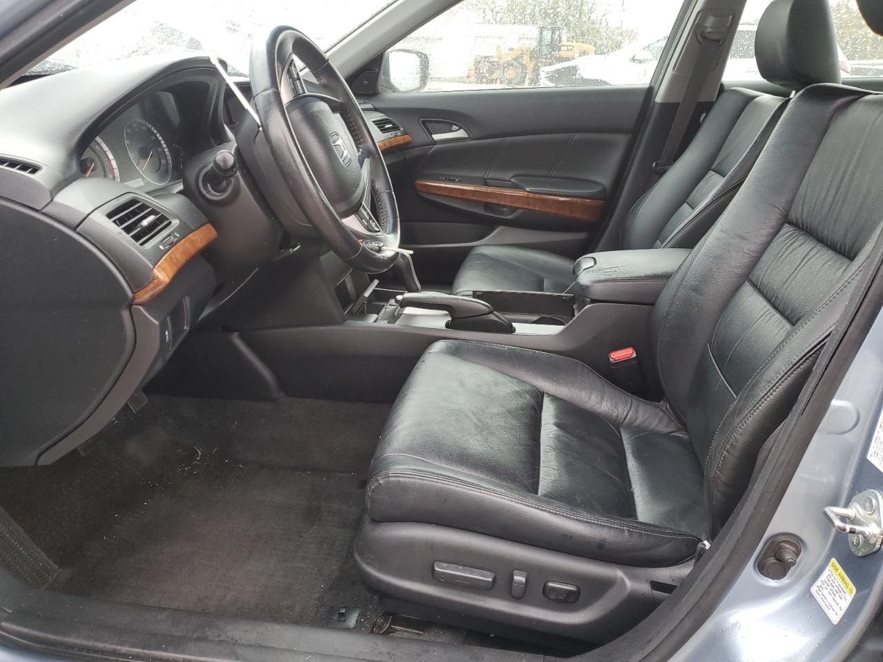 2012 Honda Accord Exl VIN: 1HGCP2F80CA006883 Lot: 89896345