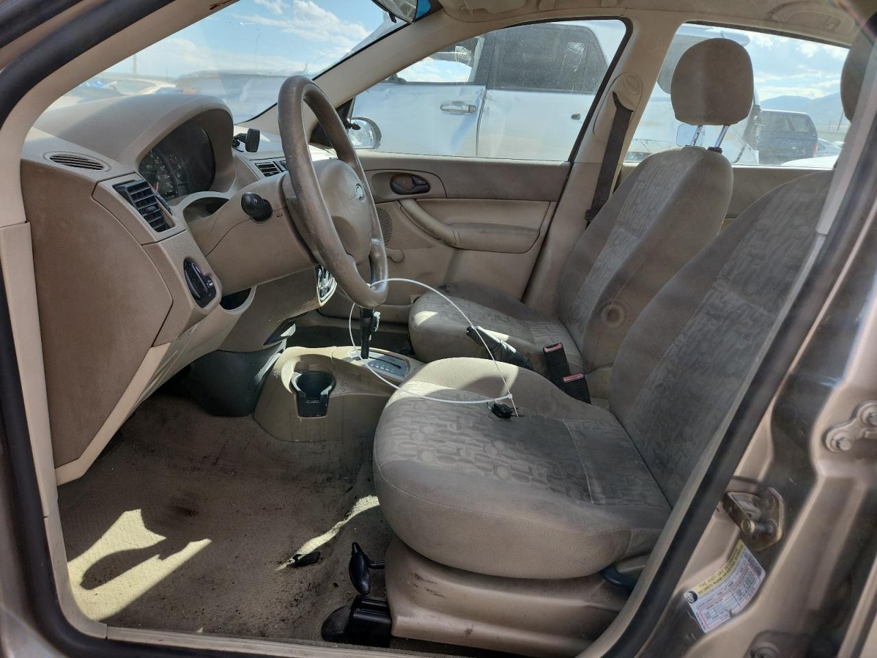 2005 Ford Focus Zx4 VIN: 1FAFP34N85W138425 Lot: 86188915