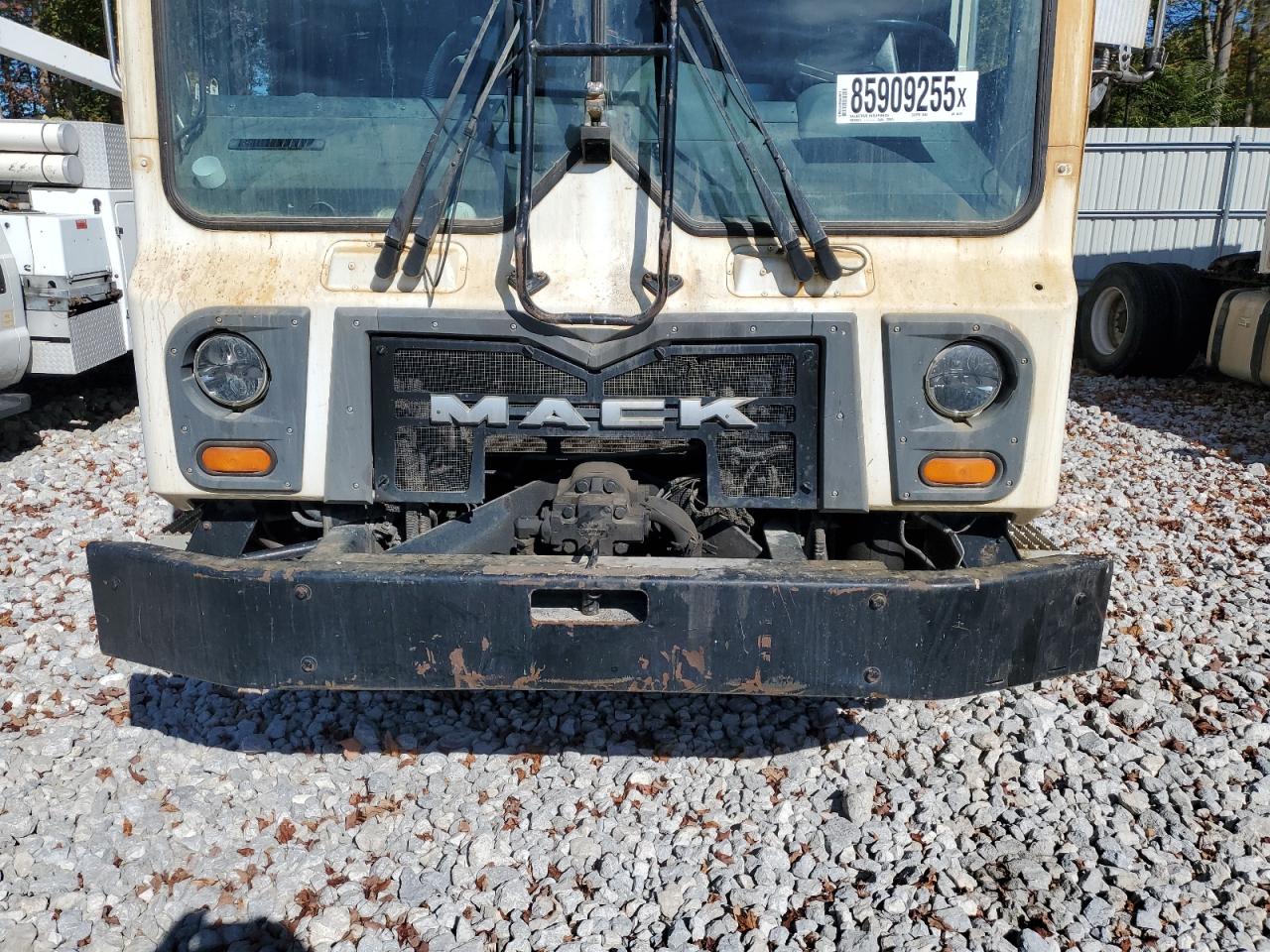 2009 Mack Mru613 Refuse Truck VIN: 1M2AV04C79M002873 Lot: 85909255
