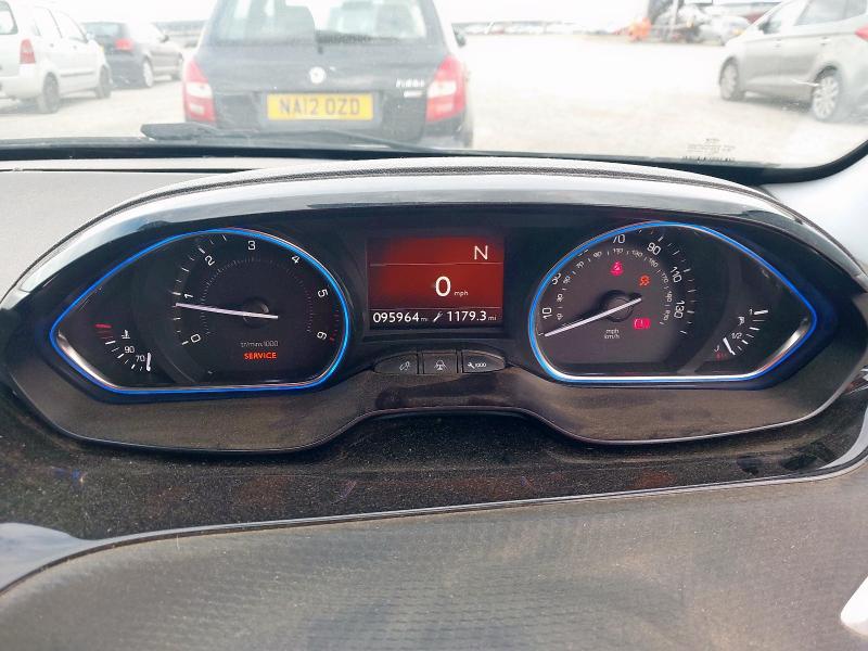2015 PEUGEOT 2008 ALLURE E-HDI S-A 