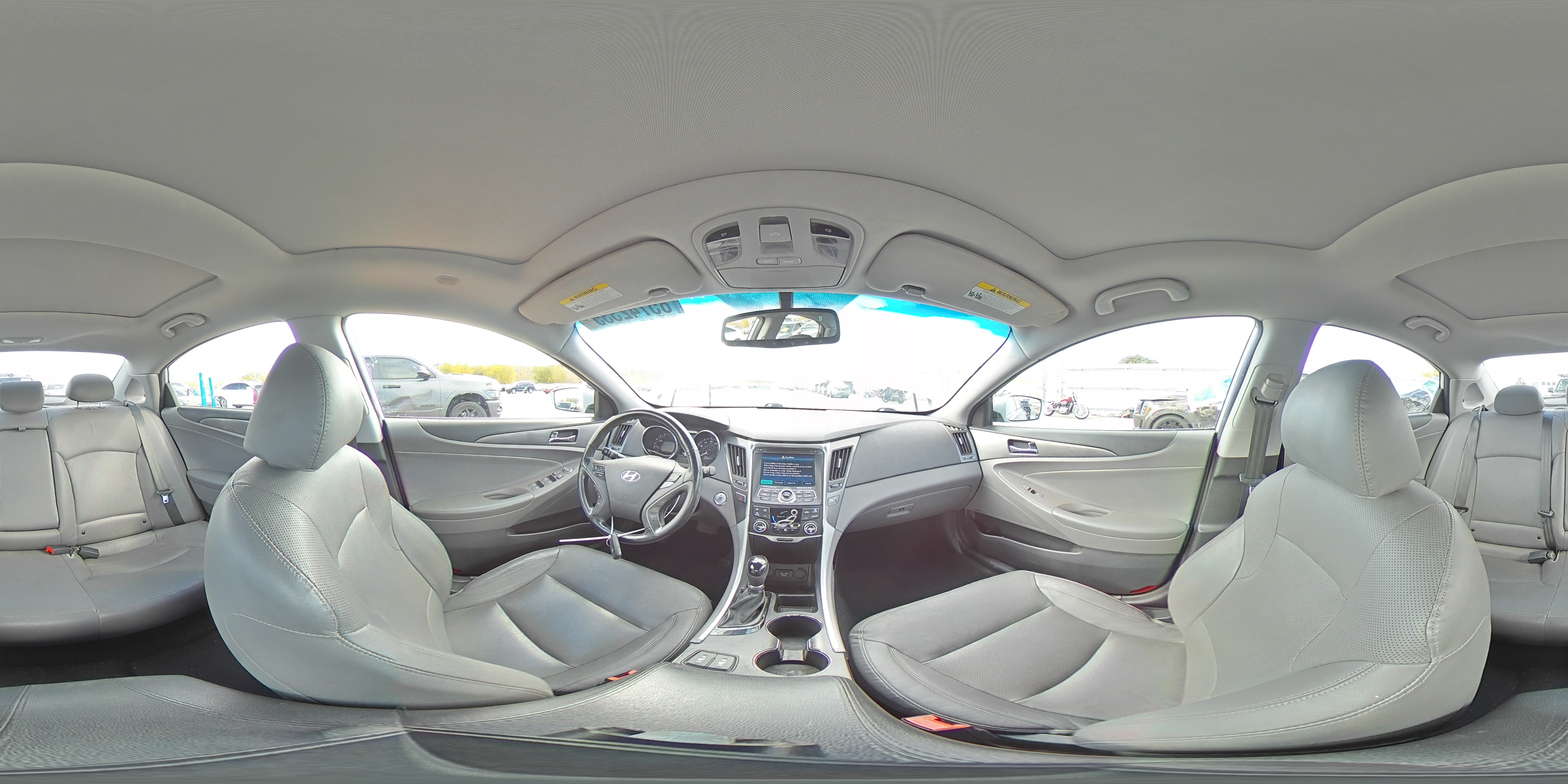 2015 Hyundai Sonata Hybrid VIN: KMHEC4A46FA123824 Lot: 85742335