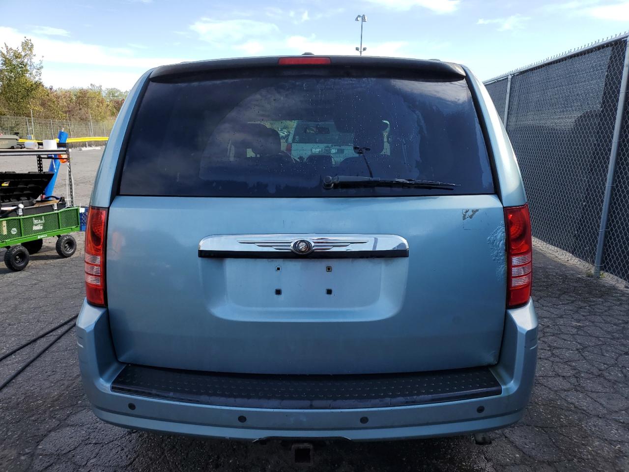 2010 Chrysler Town & Country Touring VIN: 2A4RR5D11AR441120 Lot: 86164615