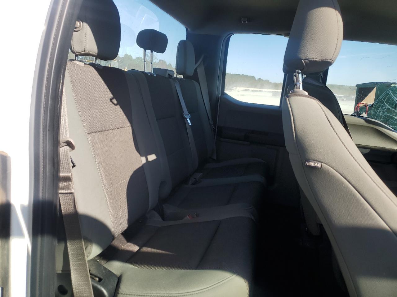 2018 Ford F150 Super Cab VIN: 1FTEX1CB8JKF86263 Lot: 87379105