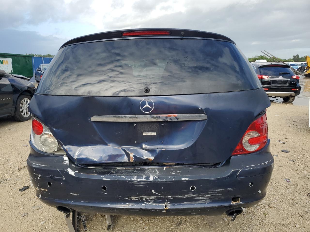 2007 Mercedes-Benz R 350 VIN: 4JGCB65E27A047576 Lot: 85091165