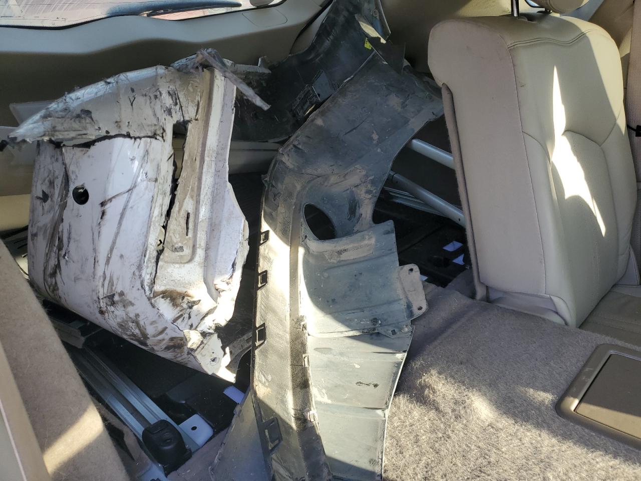 2015 Cadillac Srx Luxury Collection VIN: 3GYFNBE3XFS640755 Lot: 85112825