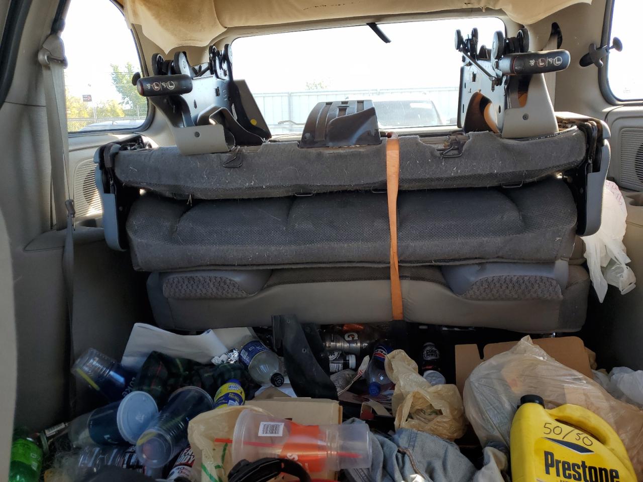 2003 Dodge Caravan Se VIN: 1D4GP25323B208790 Lot: 82234545