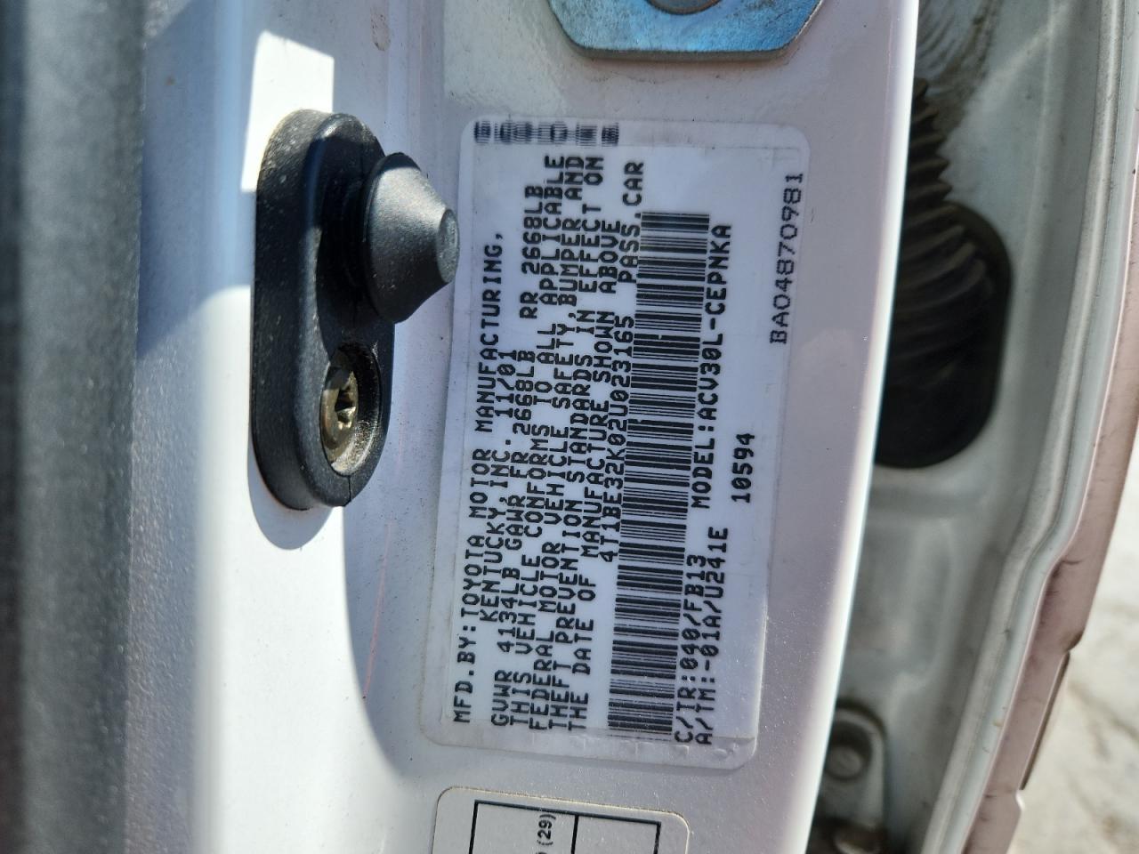 2002 Toyota Camry Le VIN: 4T1BE32K02U023165 Lot: 82441005