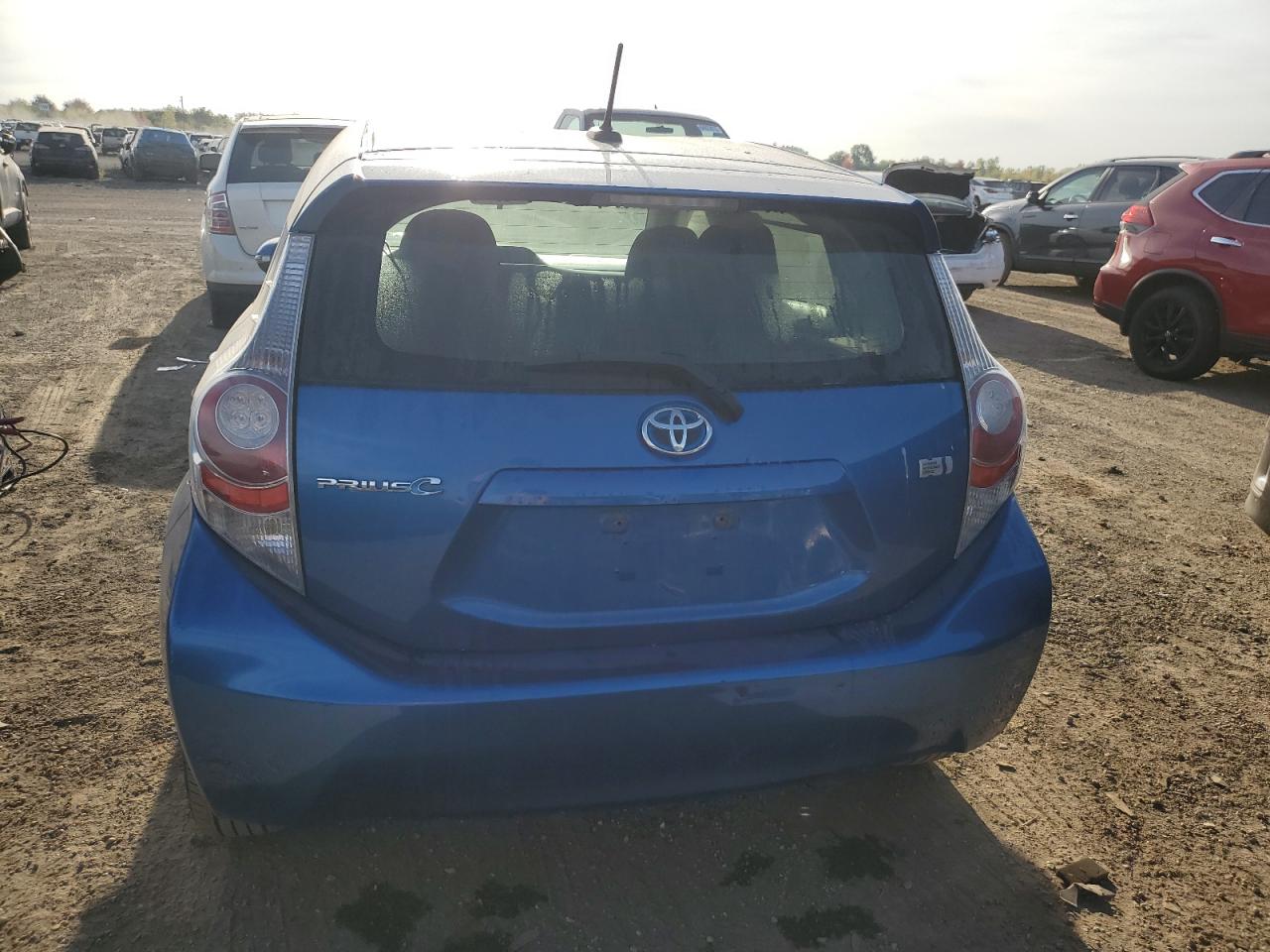 2014 Toyota Prius C VIN: JTDKDTB31E1558950 Lot: 81863215