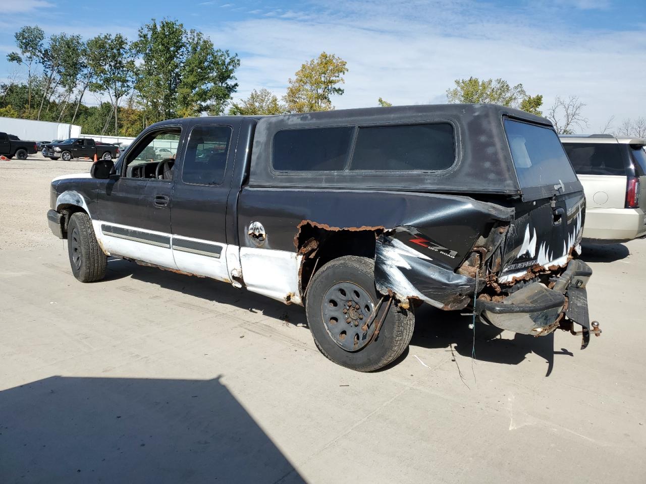 2005 Chevrolet Silverado K1500 VIN: 1GCEK19Z65Z107483 Lot: 83836615