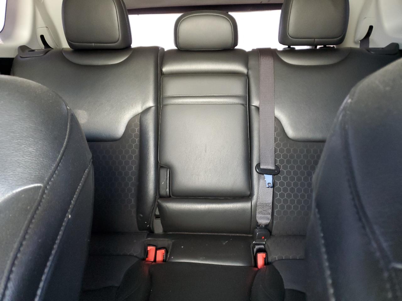 2018 Jeep Compass Latitude VIN: 3C4NJDBBXJT433614 Lot: 82547995