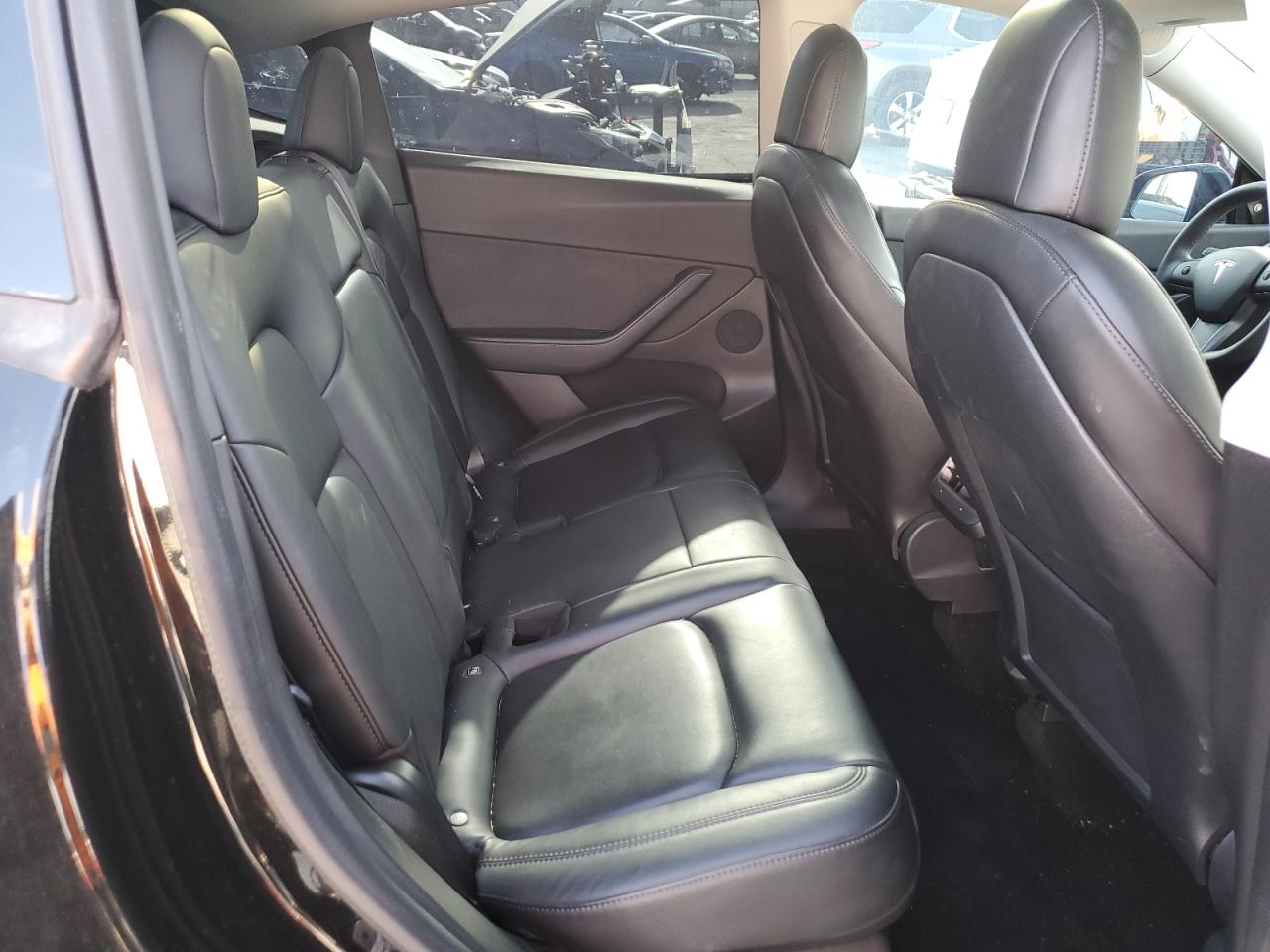 2021 Tesla Model Y VIN: 5YJYGDEE1MF095377 Lot: 84879765