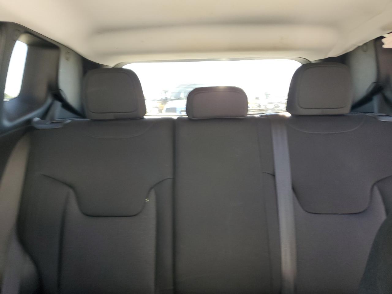 2018 Jeep Renegade Sport VIN: ZACCJBAB4JPJ21466 Lot: 82215265