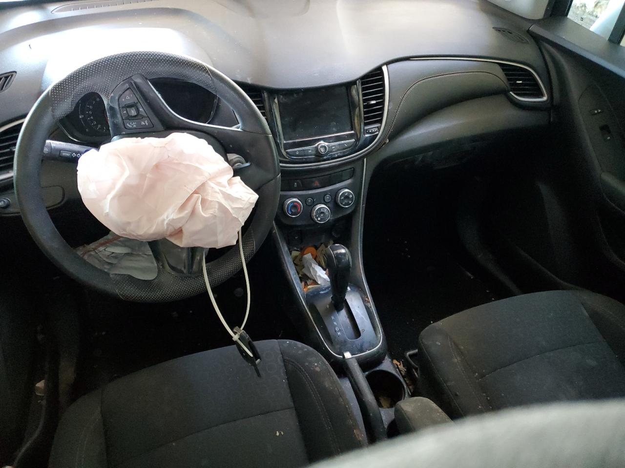 2020 Chevrolet Trax Ls VIN: 3GNCJKSBXLL200175 Lot: 89837925