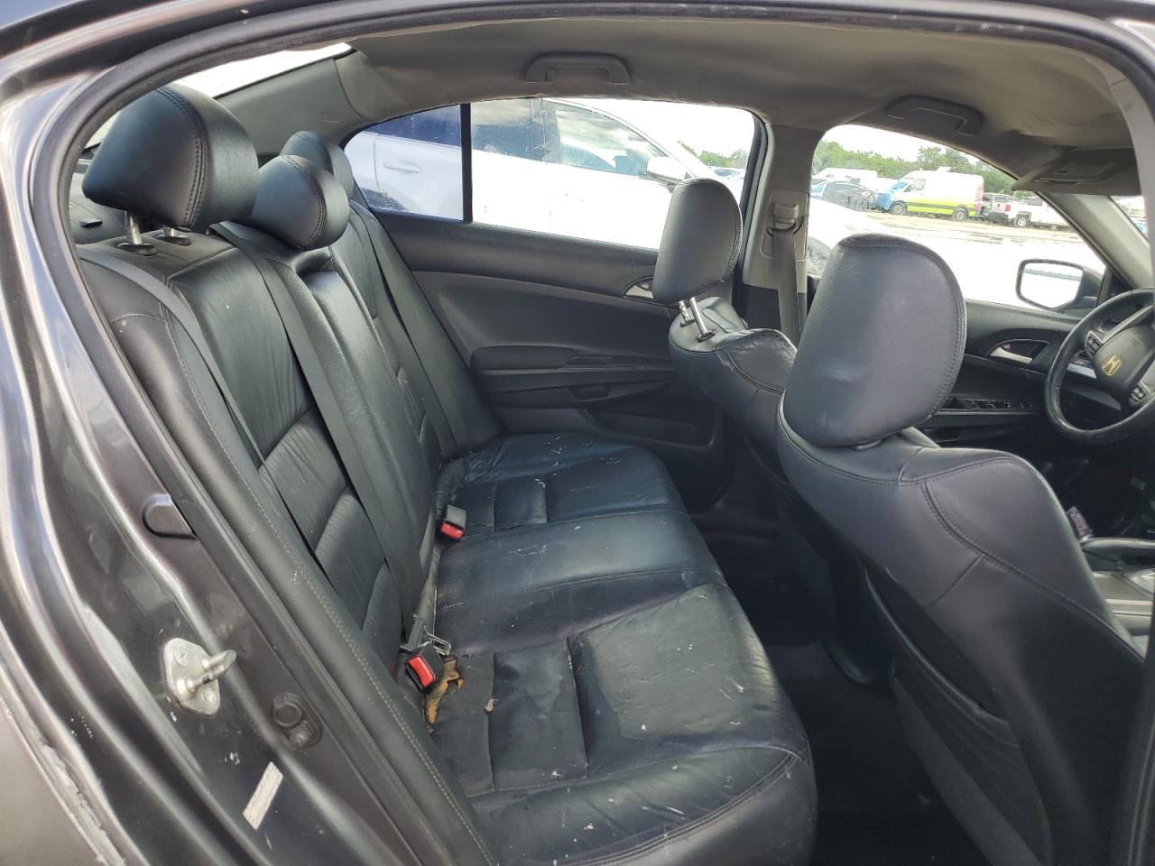 2011 Honda Accord Se VIN: 1HGCP2F67BA144241 Lot: 82204125