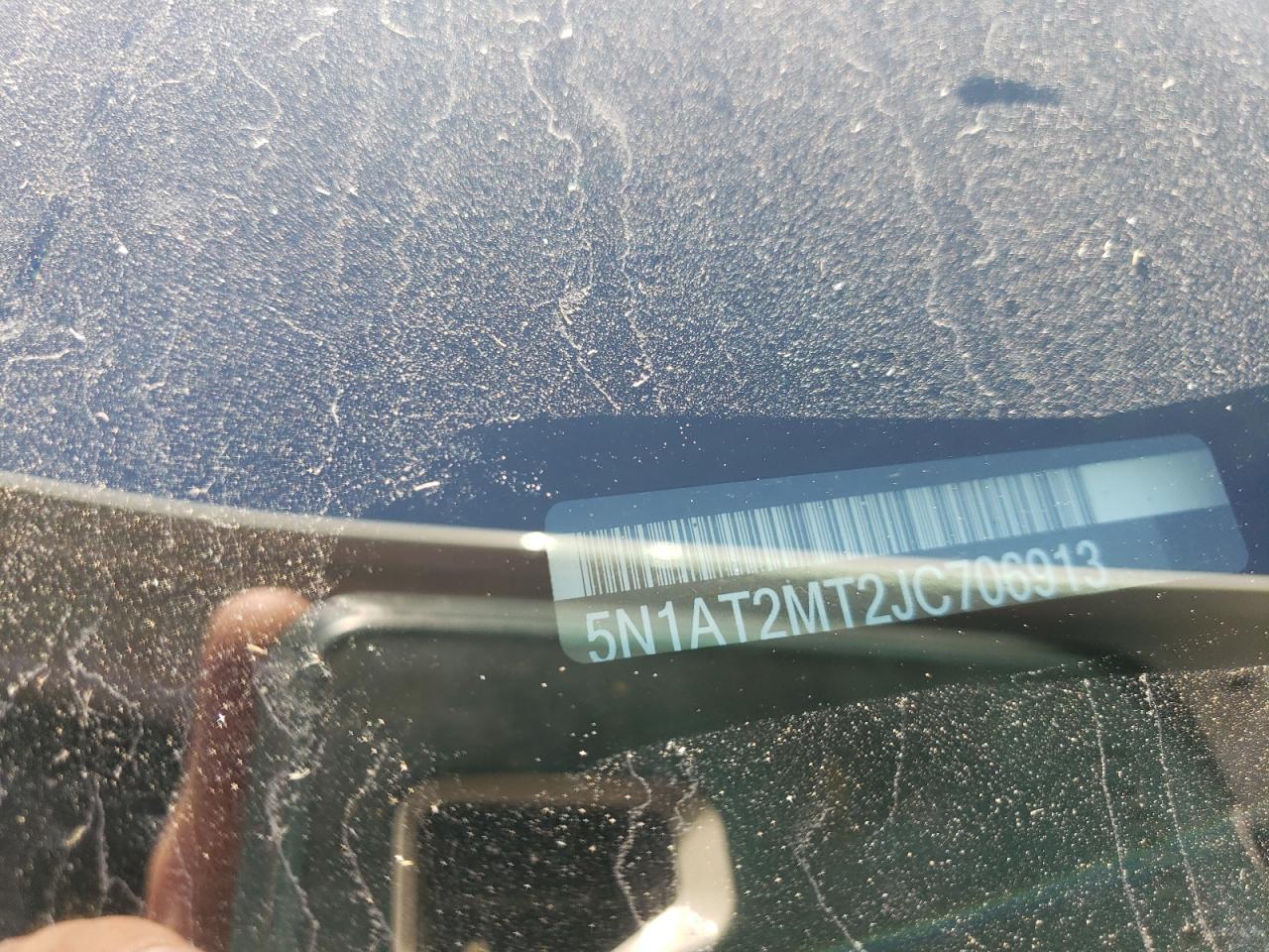 2018 Nissan Rogue S VIN: 5N1AT2MT2JC706913 Lot: 84301785