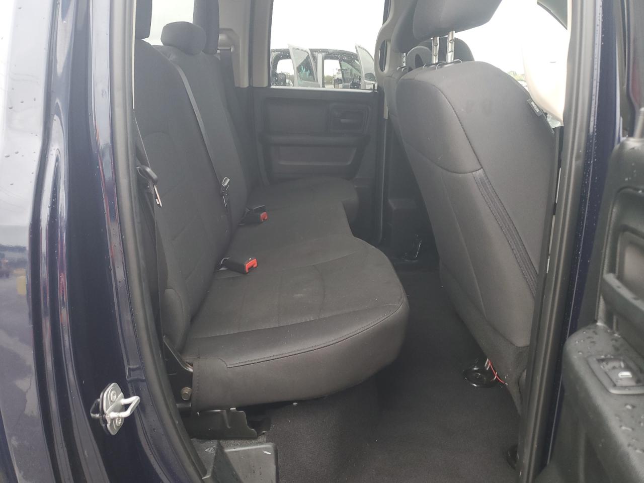 2018 Ram 1500 St VIN: 1C6RR6FG5JS331285 Lot: 89500775