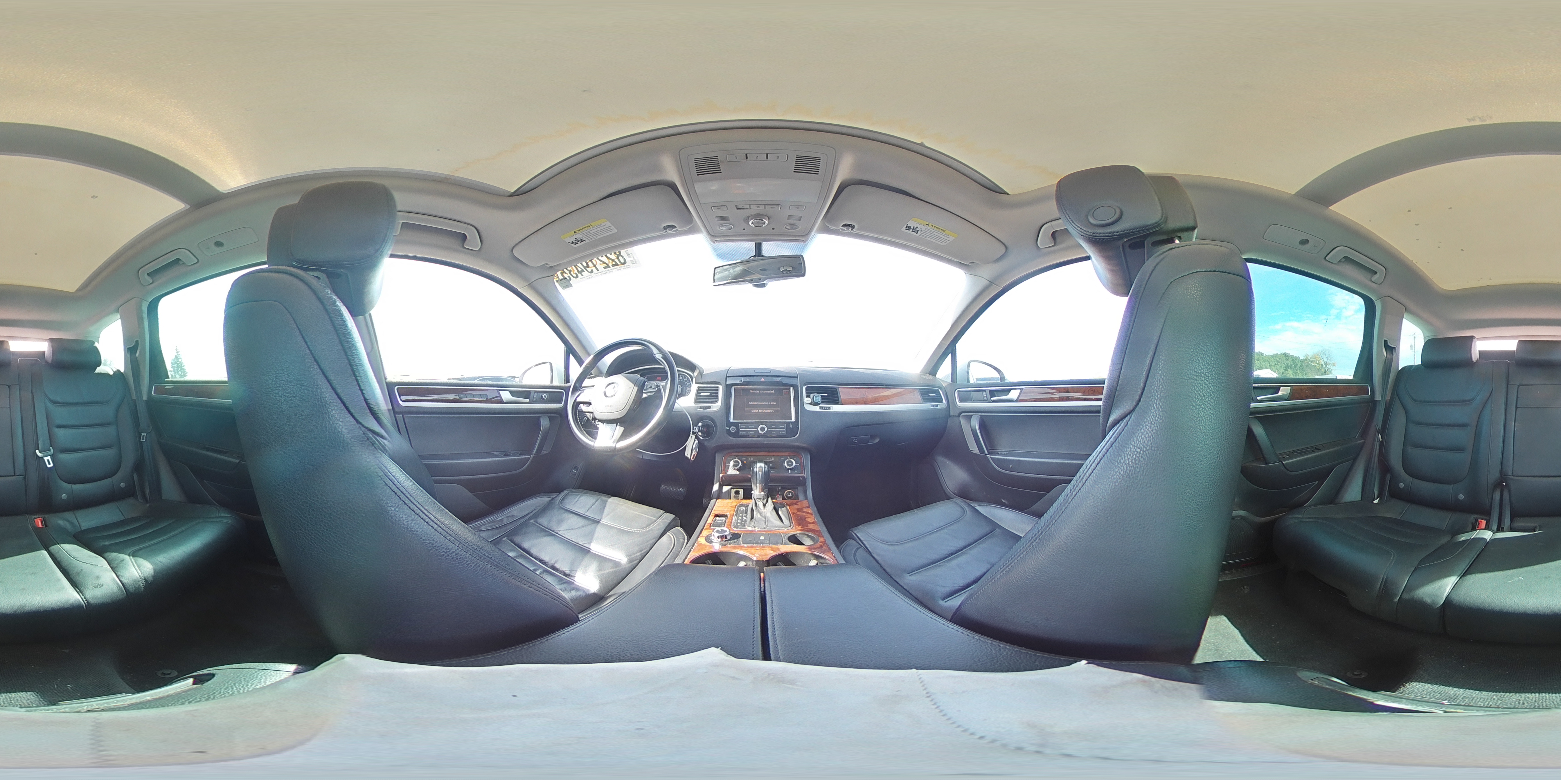 2012 Volkswagen Touareg V6 Tdi VIN: WVGFK9BP0CD003783 Lot: 82219435