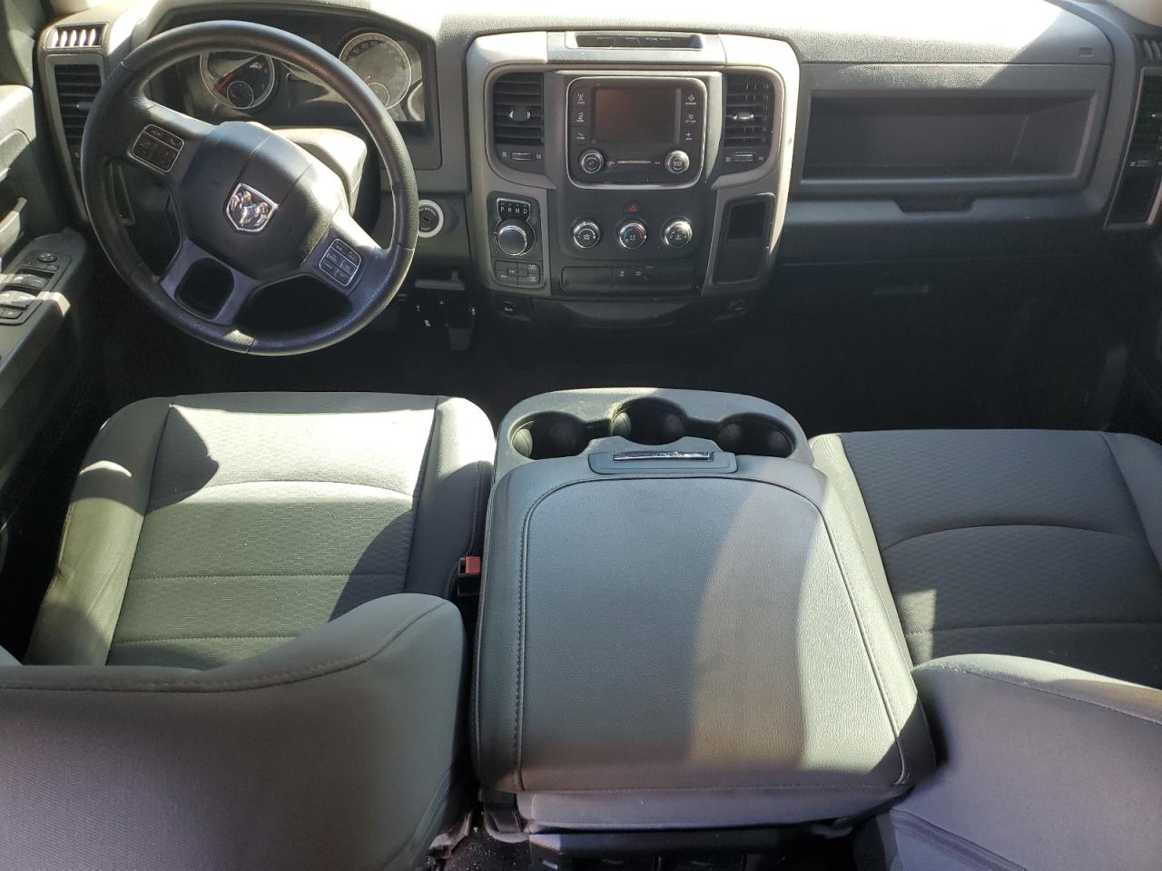 2017 Ram 1500 St VIN: 1C6RR7KT5HS733388 Lot: 87030225