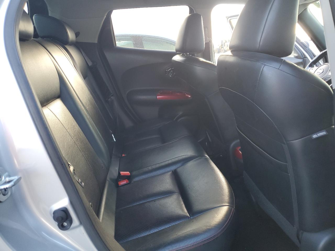 2015 Nissan Juke S VIN: JN8AF5MR5FT500689 Lot: 85944085