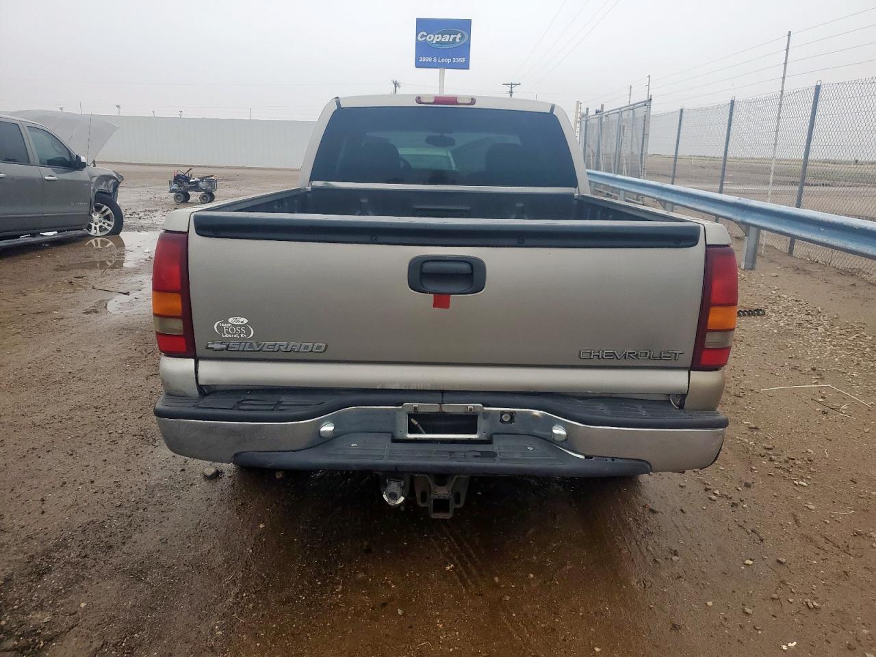 2001 Chevrolet Silverado C1500 VIN: 2GCEC19T811186635 Lot: 84966095