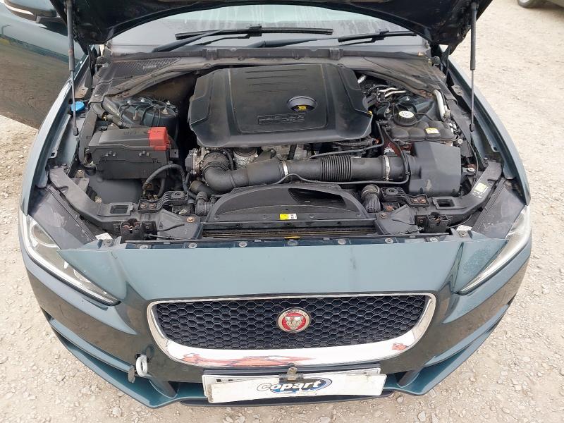 2015 JAGUAR XE PORTFOLIO D AUTO 