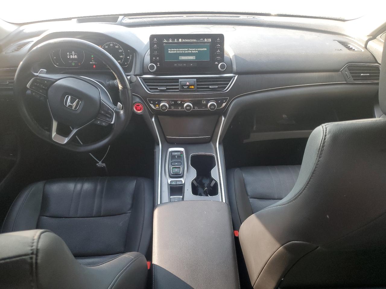 2022 Honda Accord Touring VIN: 1HGCV2F96NA010261 Lot: 81945825