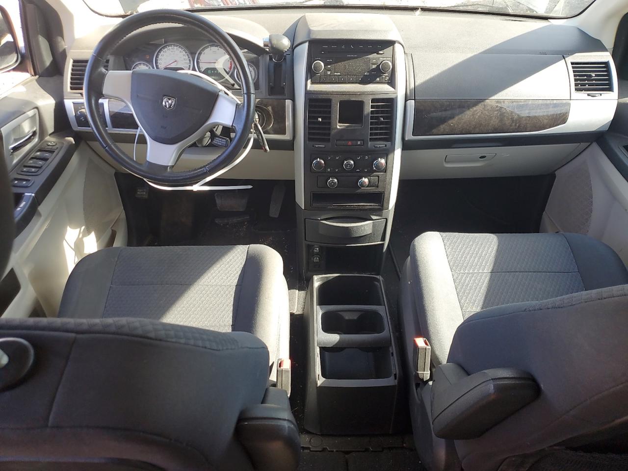 2010 Dodge Grand Caravan Sxt VIN: 2D4RN5D17AR119635 Lot: 89828805