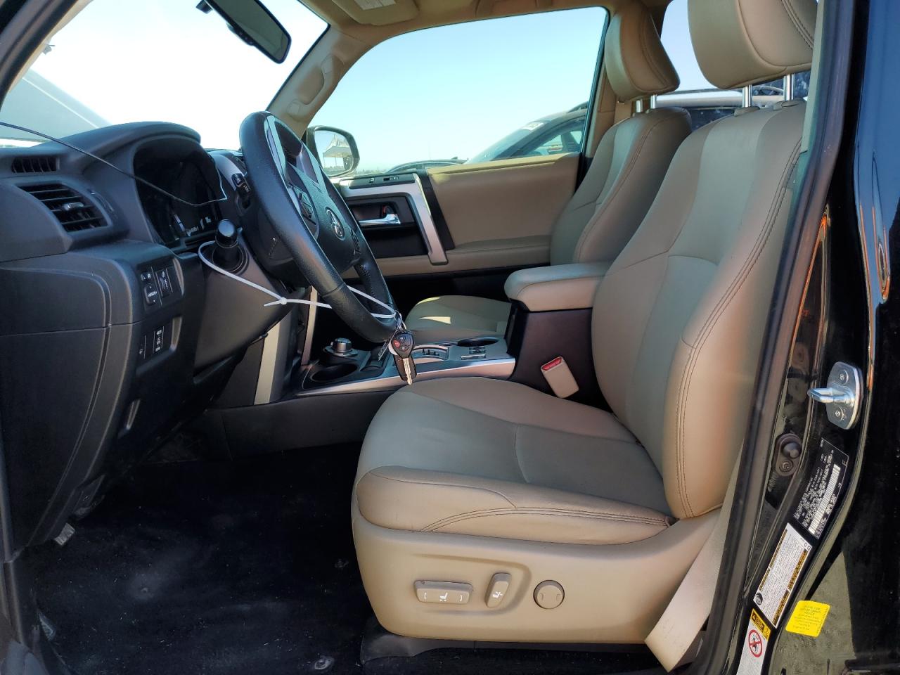 2018 Toyota 4Runner Sr5/Sr5 Premium VIN: JTEBU5JR1J5569298 Lot: 85362935