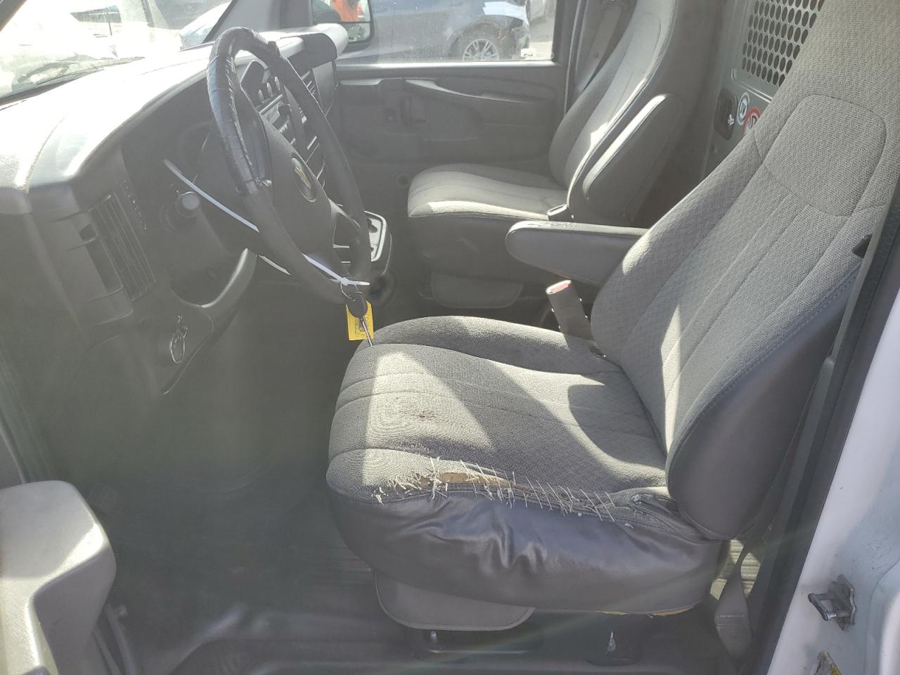 2011 Chevrolet Express G2500 VIN: 1GCWGFCA4B1159209 Lot: 82230525