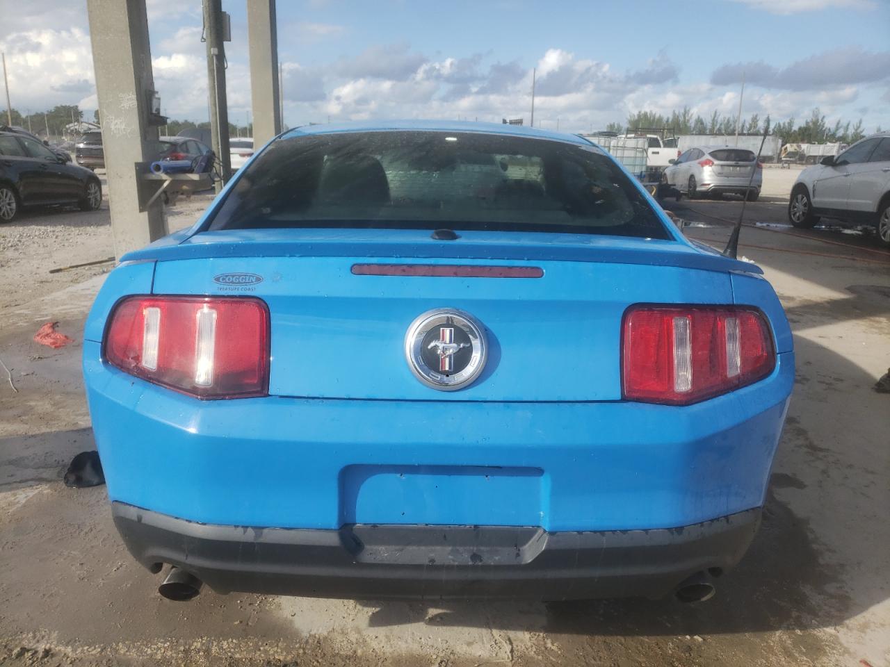 2011 Ford Mustang VIN: 1ZVBP8AM4B5143556 Lot: 89688855