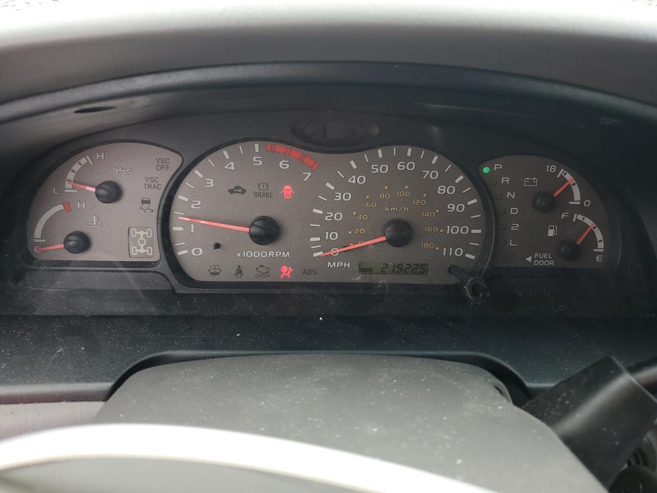 2004 Toyota Sequoia Sr5 VIN: 5TDBT44A64S218361 Lot: 82242095