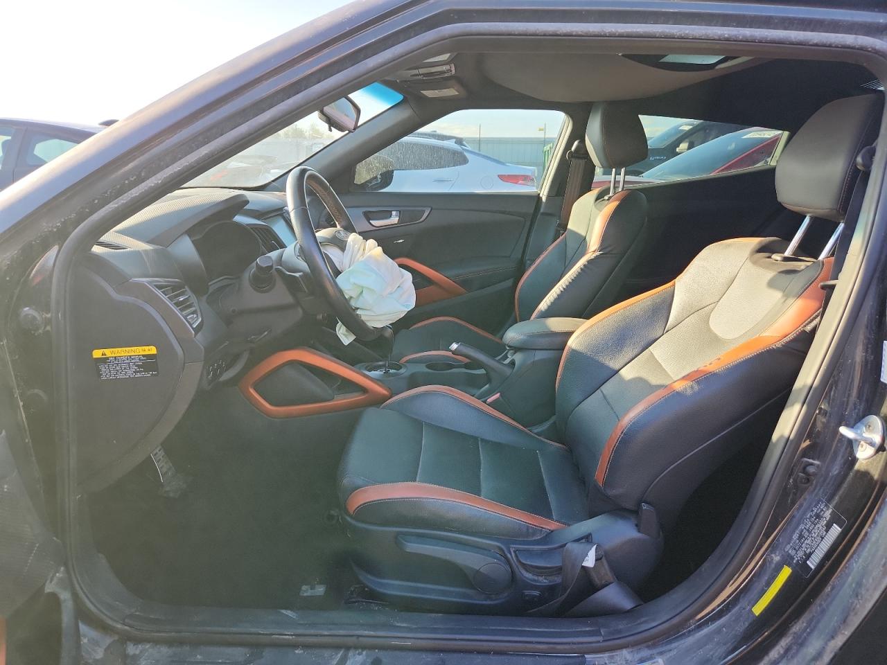 2016 Hyundai Veloster Turbo VIN: KMHTC6AE6GU299560 Lot: 86332155