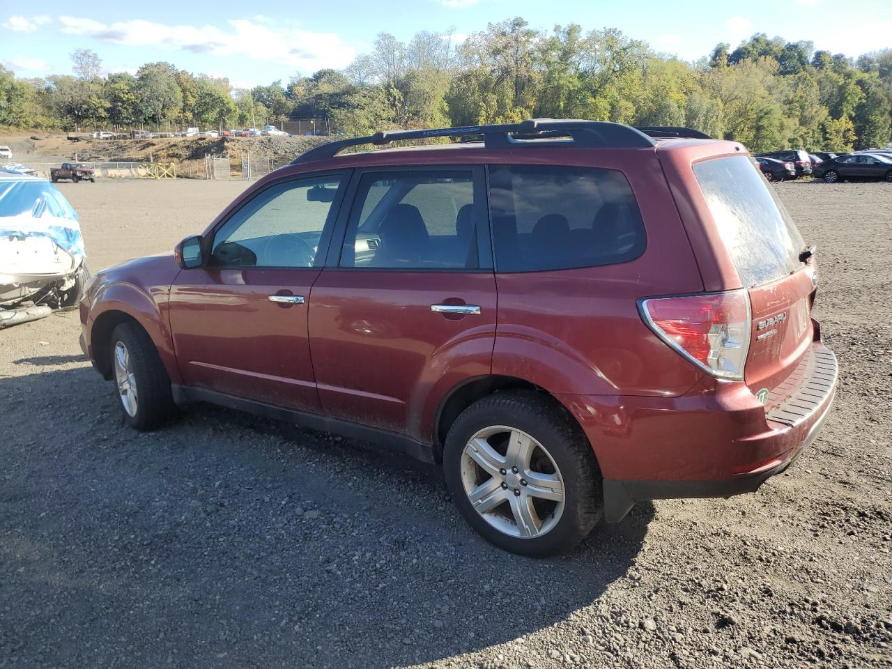 2009 Subaru Forester 2.5X Premium red null gas JF2SH63669H725798 photo #3