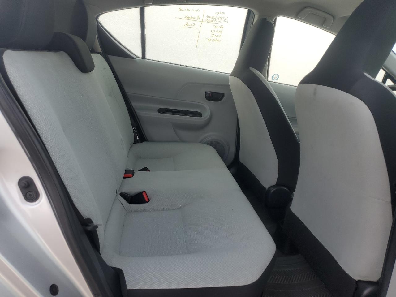 2013 Toyota Prius C VIN: JTDKDTB37D1030862 Lot: 90606075