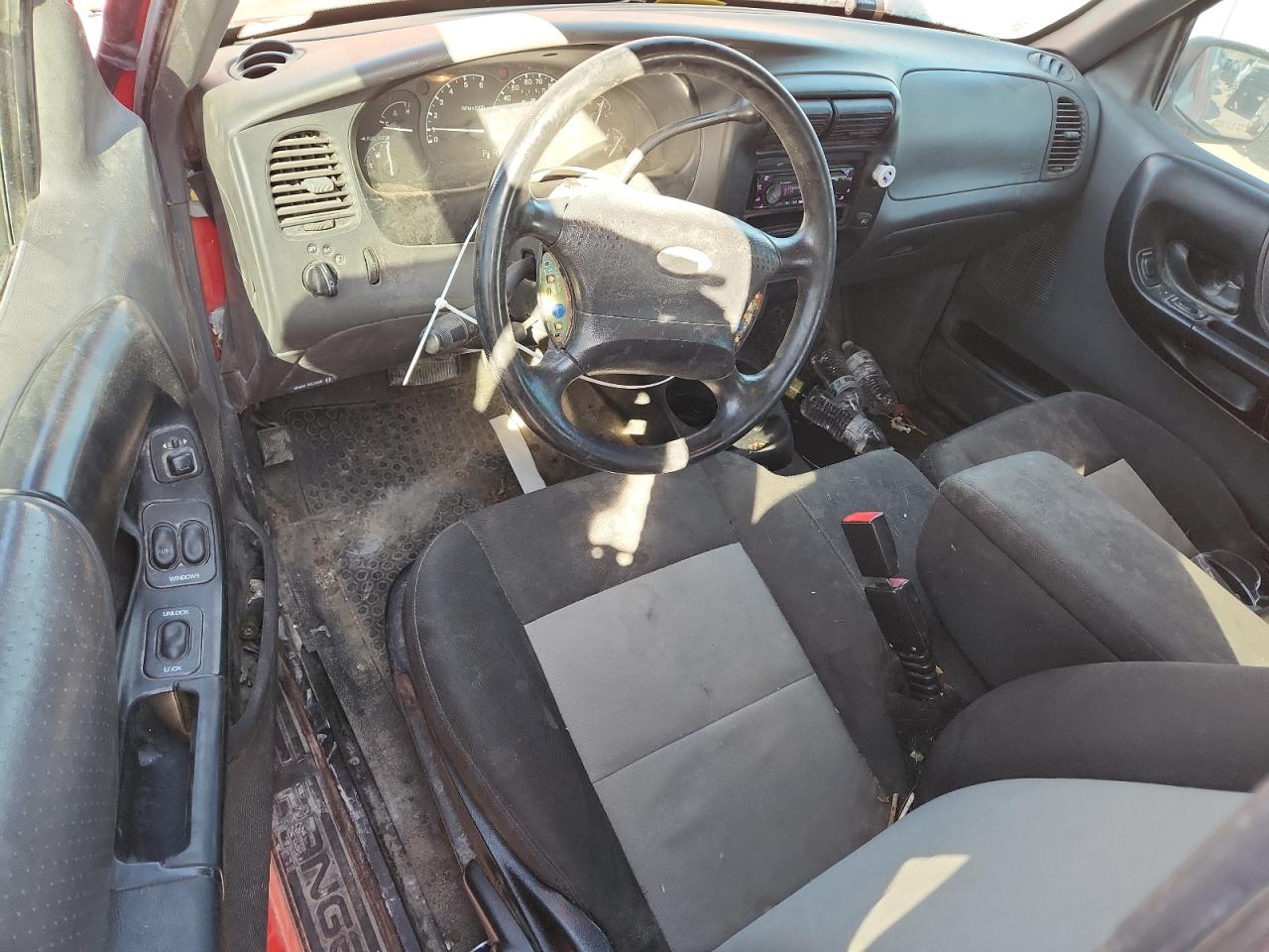 2001 Ford Ranger Super Cab VIN: 1FTYR14E01PB30812 Lot: 86184035