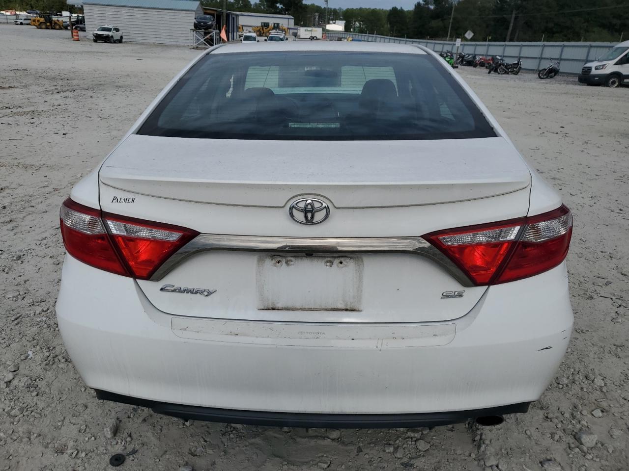 2016 Toyota Camry Le VIN: 4T1BF1FK2GU556475 Lot: 82384125
