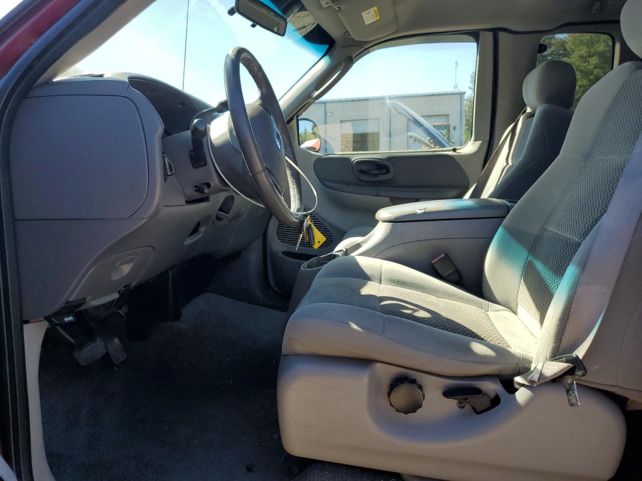 2003 Ford F150 VIN: 1FTRX08L03KB96046 Lot: 84706325