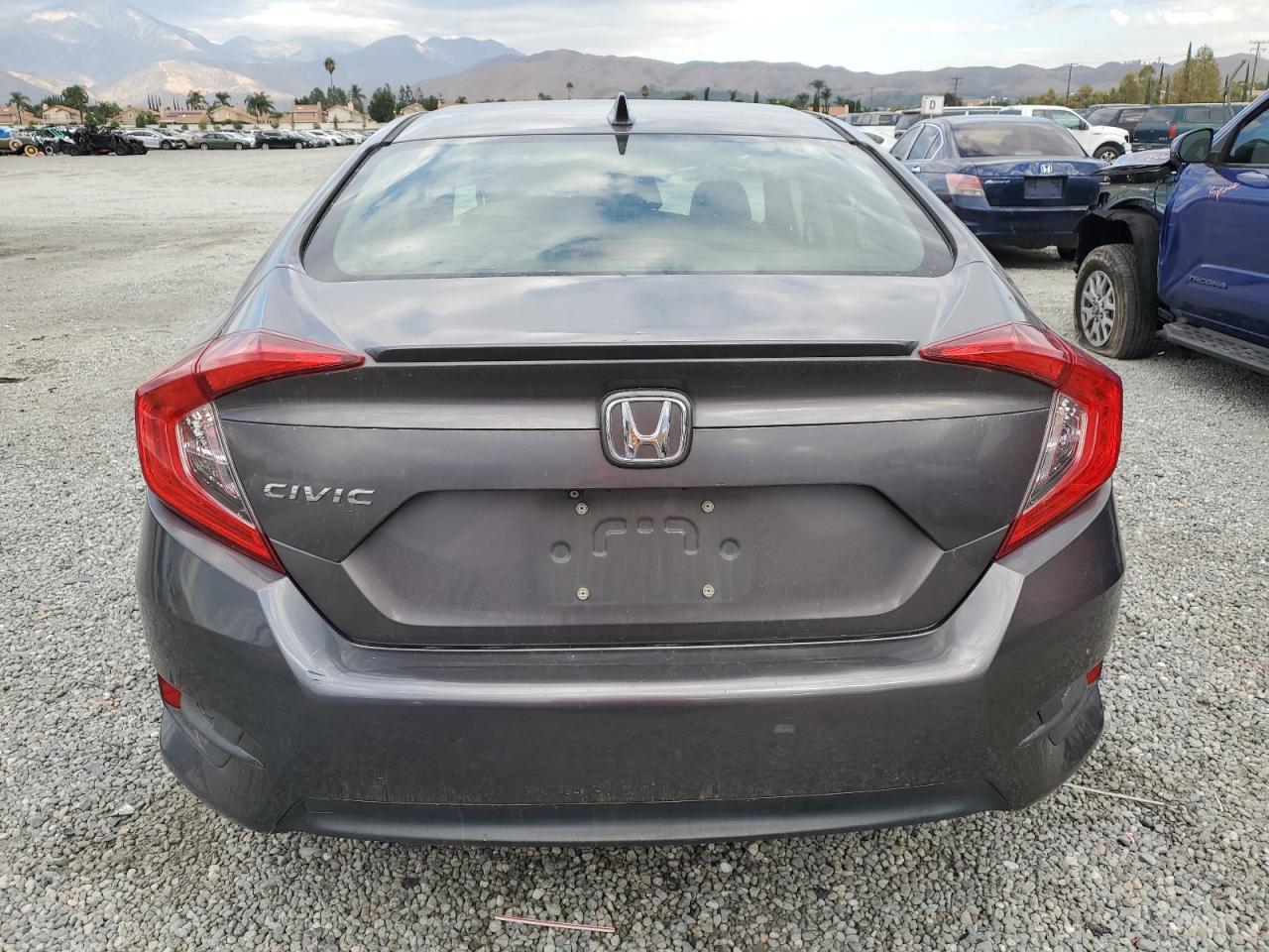 2018 Honda Civic Ex VIN: JHMFC1F39JX028475 Lot: 86174585