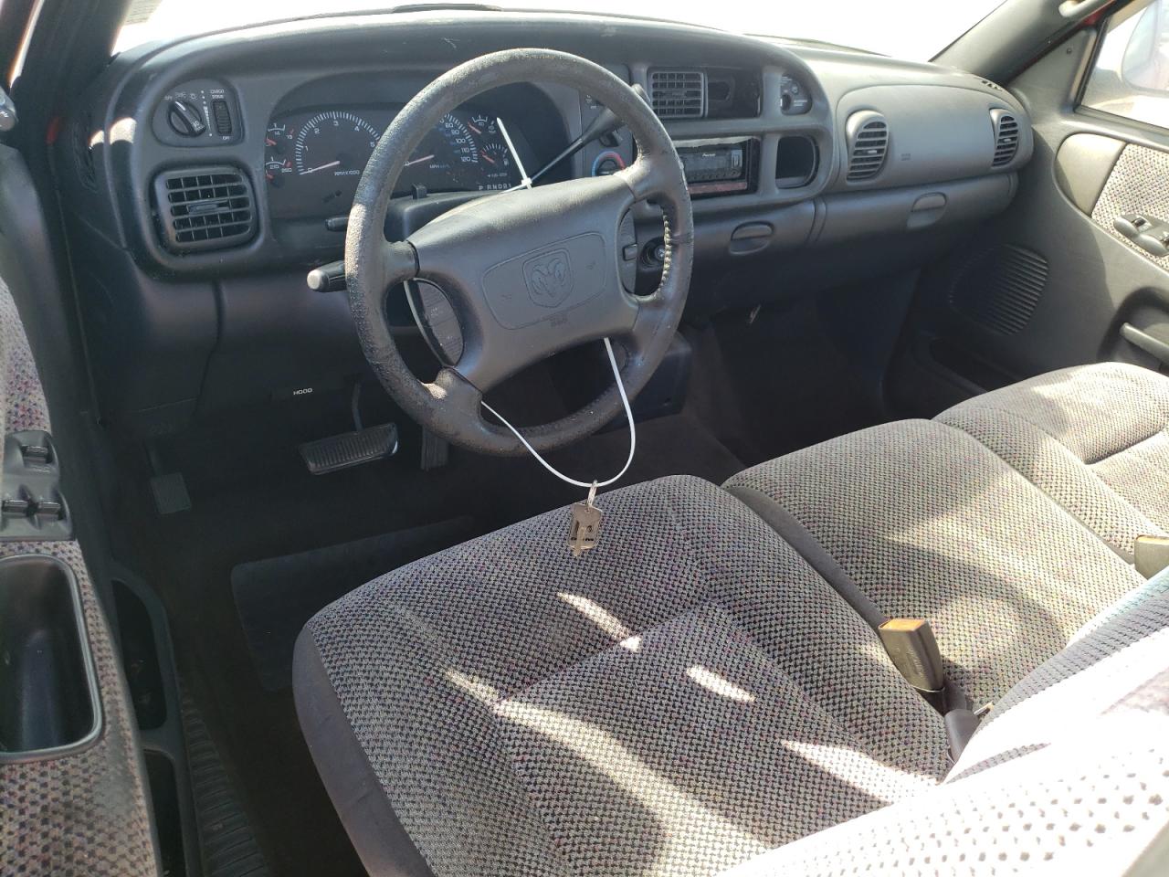 1999 Dodge Ram 1500 VIN: 3B7HC16Y7XM506428 Lot: 85660425