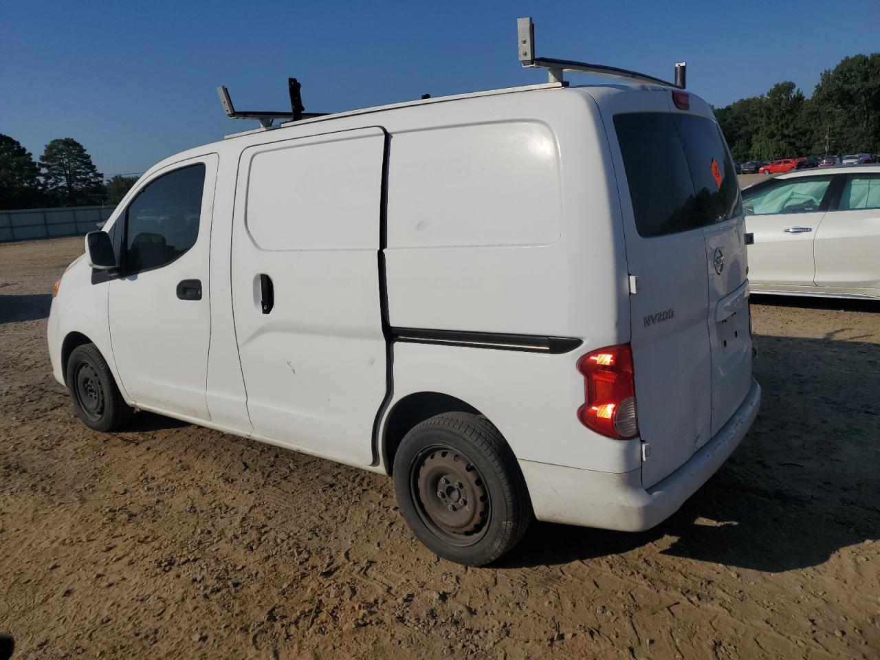 NV200