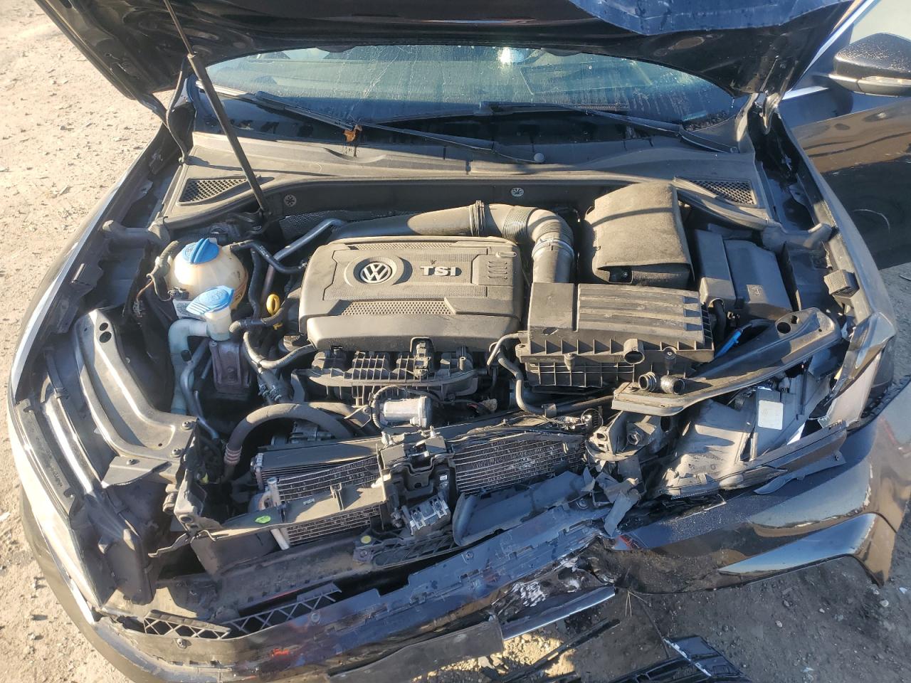 2016 Volkswagen Passat Se VIN: 1VWBT7A33GC011565 Lot: 82259085